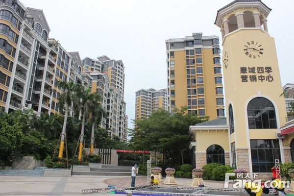 总共分5季完成,是目前惠州南部最为大型的高档社区,建筑及园林景观