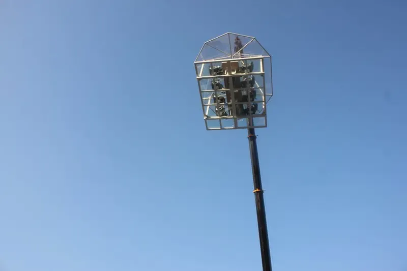 空中悬浮餐厅图片