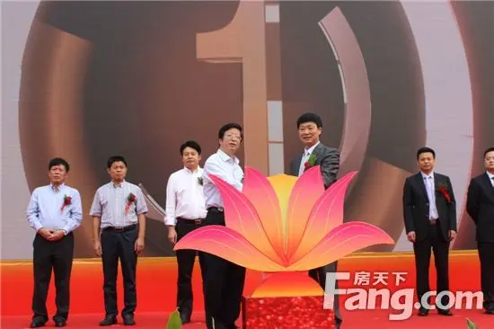 10月30日 诸暨万达广场奠基仪式盛大启幕