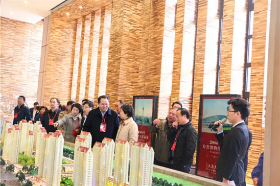 天津市南开区薛辉区长及市人大代表莅临天拖项目视察指导工作