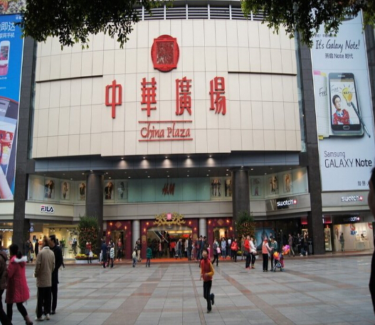 广州最大复刻潮牌市场