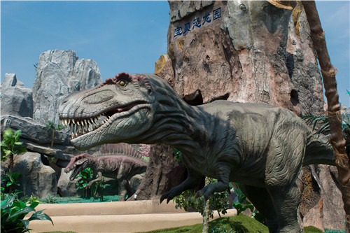 同曦恐龙主题乐园位于南京市江宁区核心商圈中的标杆商场——同曦