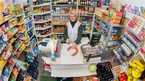 收纳功能真强大 德国最小超市仅有9平方米-家