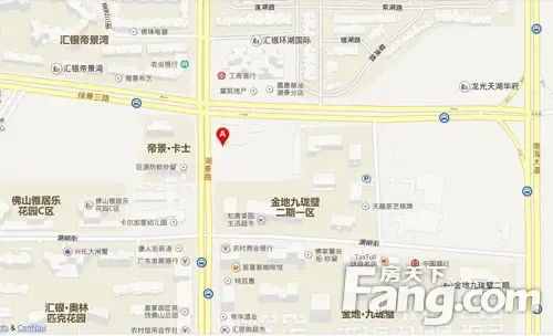项目邻近亚艺公园,文华公园,亚艺湖,鹏瑞利广场;附近有新加坡iec幼儿