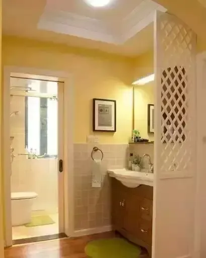 1㎡的卫生间巧设计干湿分区 告别湿哒哒_房产资讯-扬州搜房网