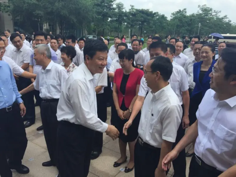 28 广州市长陈建华都来了!队形也排好了!