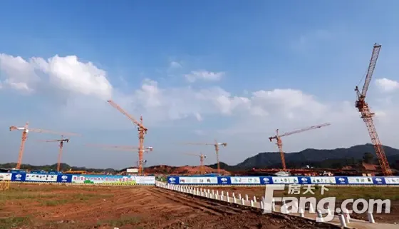 中兴通讯施工人员放弃休假保工程进度_房产资