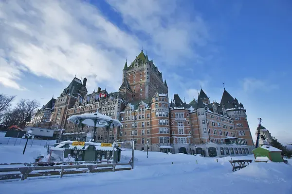 为什么人人都想去加拿大移民?-房天下加拿大房