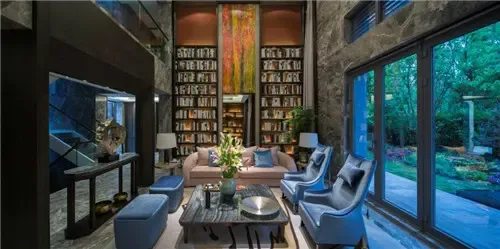 股市震荡引发财富挤出效应,一线豪宅成交领涨