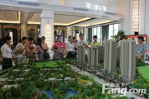 盛世荷城:42万㎡中央大城引领贵港大城人生_房