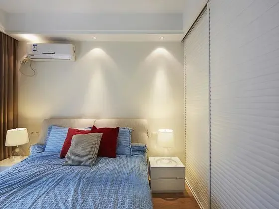 佛山旧房翻新|卧室墙面低成本焕新,花小钱住新屋