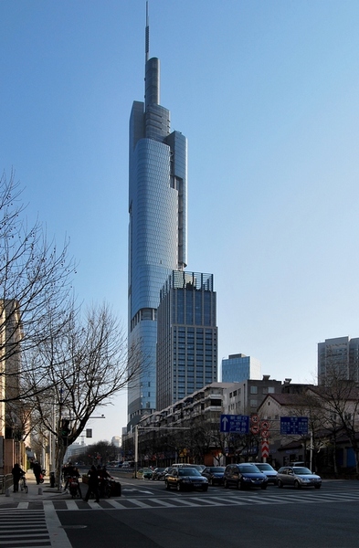 铂金小行星掠过地球 盘点南京最适合看星星的十大高层建筑-南京二手房 搜房网