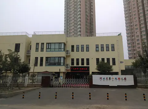 周围的其他学校还有河北区实验小学,河北区新程小学等,由于时间的