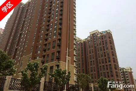 中铁·逸都国际实景图