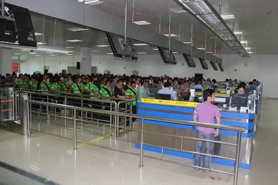 数万名澳门外雇逐步移至横琴 上下班增2个钟