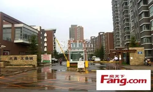 小区外景