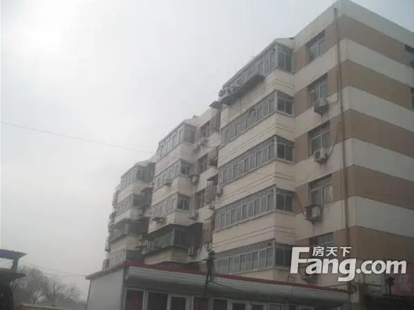 月牙河东里