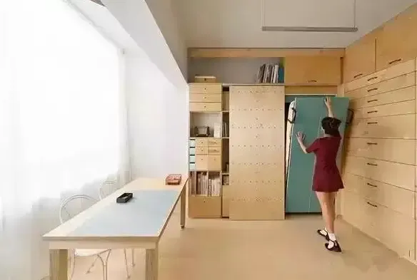 21款小户型卧室兼书房装修效果图 书柜踏踏米翻板床更喜欢哪样?-家居快讯-广州搜房网家居装修