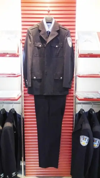 警服