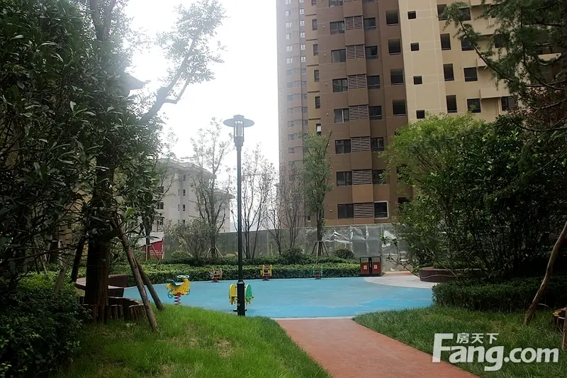万科金色悦城一期园林实景 万科食堂V咖啡9月底开业-西安新房网-搜房网