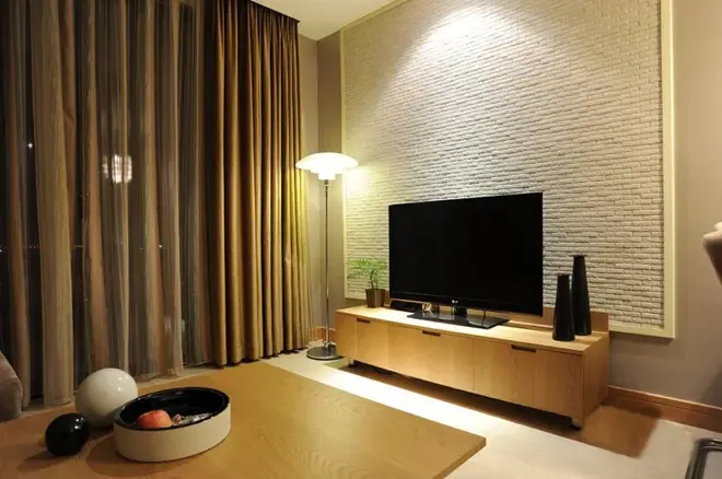 全新日式风格电视墙背景设计2015下半年 简约不简单的舒压客厅-家居快讯-广州搜房网家居装修