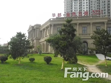 华都进度兰庭工程金色准实景别墅现房曝光交5千抵5济南海那城现房图片