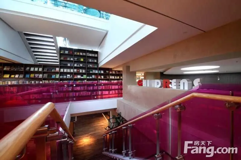 宝能城“册之丘”对外开放，深圳首个社区文化书社_房产资讯-深圳搜房网