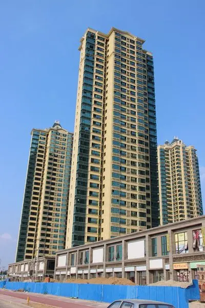 恒大翡翠华庭施工进度照片 9号楼均价5350元㎡