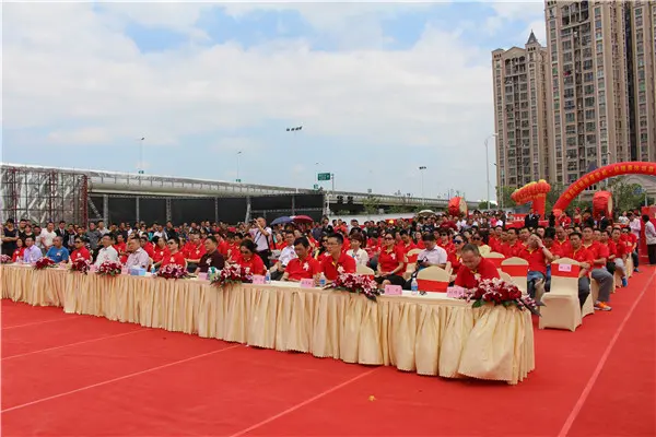 热烈庆祝福晟华威61钱隆奥体城奠基仪式圆满成功!