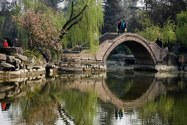 成都第二绕城高速开通周边可逛景点之新都桂湖公园新都宝光寺