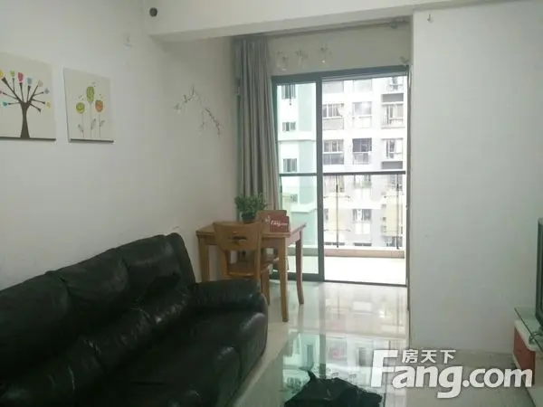深圳购房者中龙华年轻 200万内5套二手房单身情侣必看