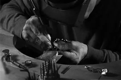 联邦家私:传承工匠精神,向爱马仕看齐