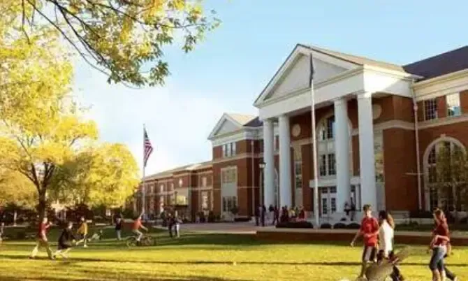 国内高考压力山大?快看美国高中的类别和差别