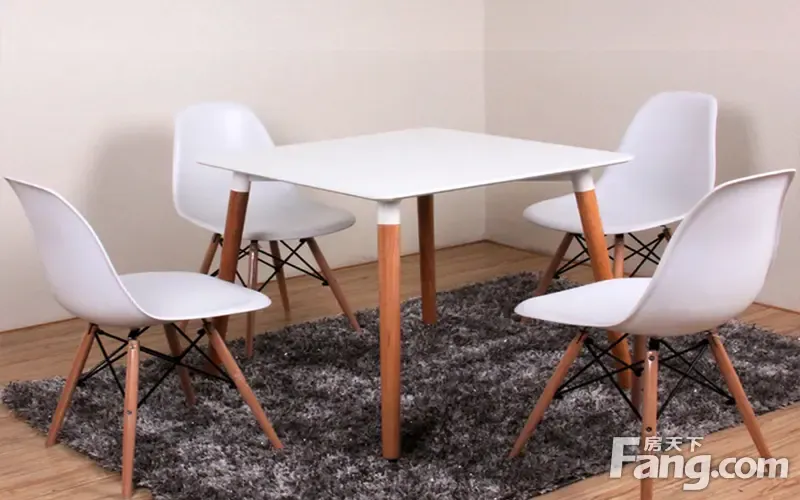 家居常见四人餐桌的尺寸应该怎么选?_家居装