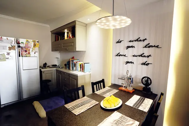 开放厨房、餐厅客厅一体化 小户型装出大气派