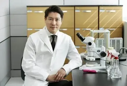 睡成湿身人面像 梅雨季你不可不知的床上对策