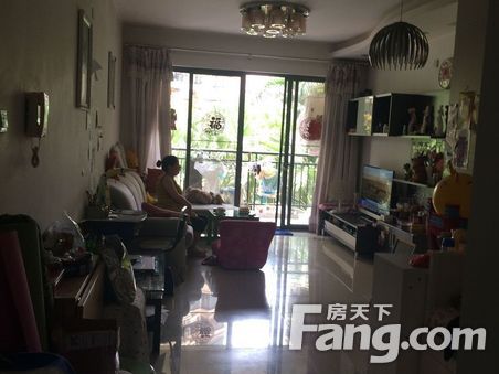 深圳房产市场热度小幅回升 低总价龙岗二手房急售