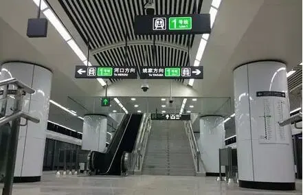 同站台换乘车站方案研究