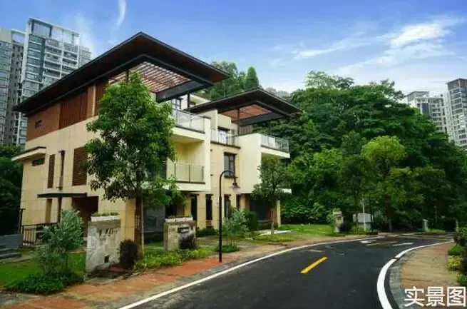 深入探秘李嘉诚半山豪宅!