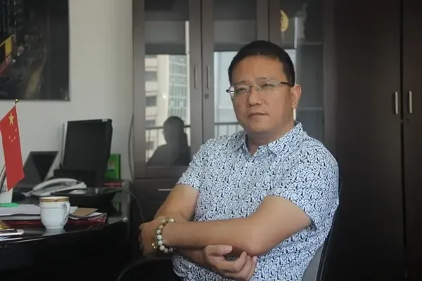 高铭:房地产跨界融合者 成就客户之美