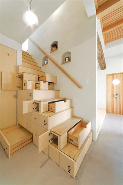 9款设计，让您家的楼梯变身储物间