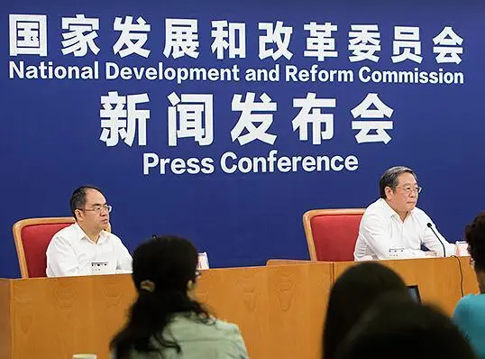 8月还在掉价了！为什么深圳买二手楼一定要看这几套？