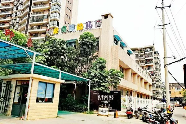 全面实测“日出印象” 地铁口的温馨家园