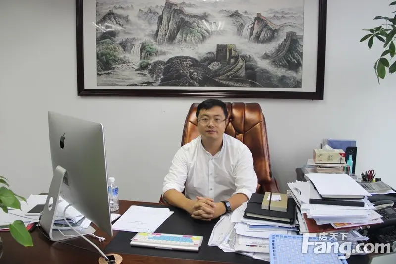 保利(大连)房地产开发有限公司总经理 何智韬