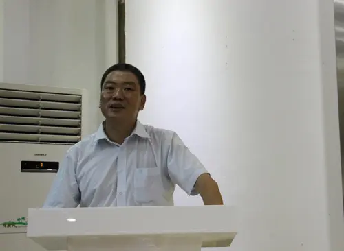 珠海市"两新"组织党工委副书记陈永东同志致辞