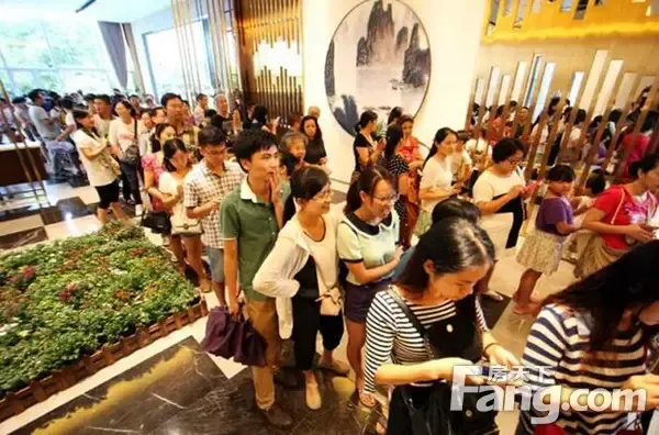 【桂林】楼盘软文 :万名老师点赞!兴进漓江郡府