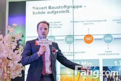 BetVictor Sports(伟德体育)国际官网正面交锋！库里认为2020扣篮大赛冠军应归属戈登 韦德坚持打9分