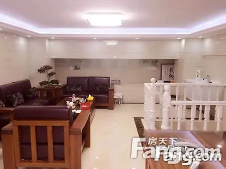 中信龙盛广场 