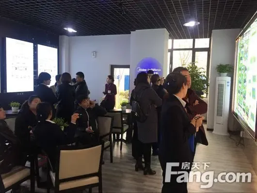 关于房产问题,现项目内场与外场拓客分开,外场