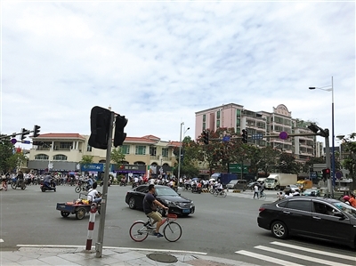 广州南站沿线,有桔芳园,乳芳园,猛涌村,谢村等居住密集区,还有番禺